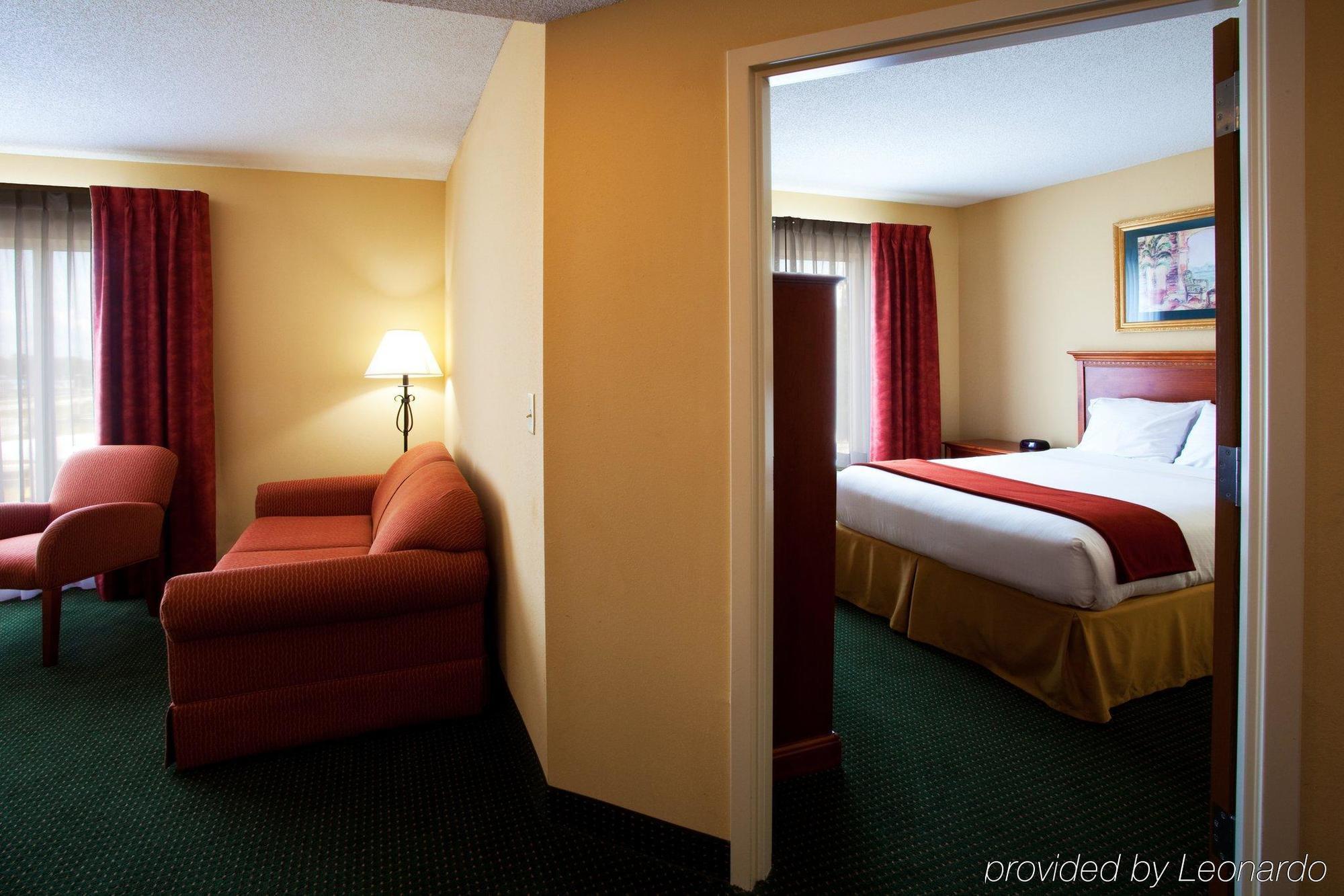 Holiday Inn Express Hotel & Suites Brooksville West, An Ihg Hotel Phòng bức ảnh