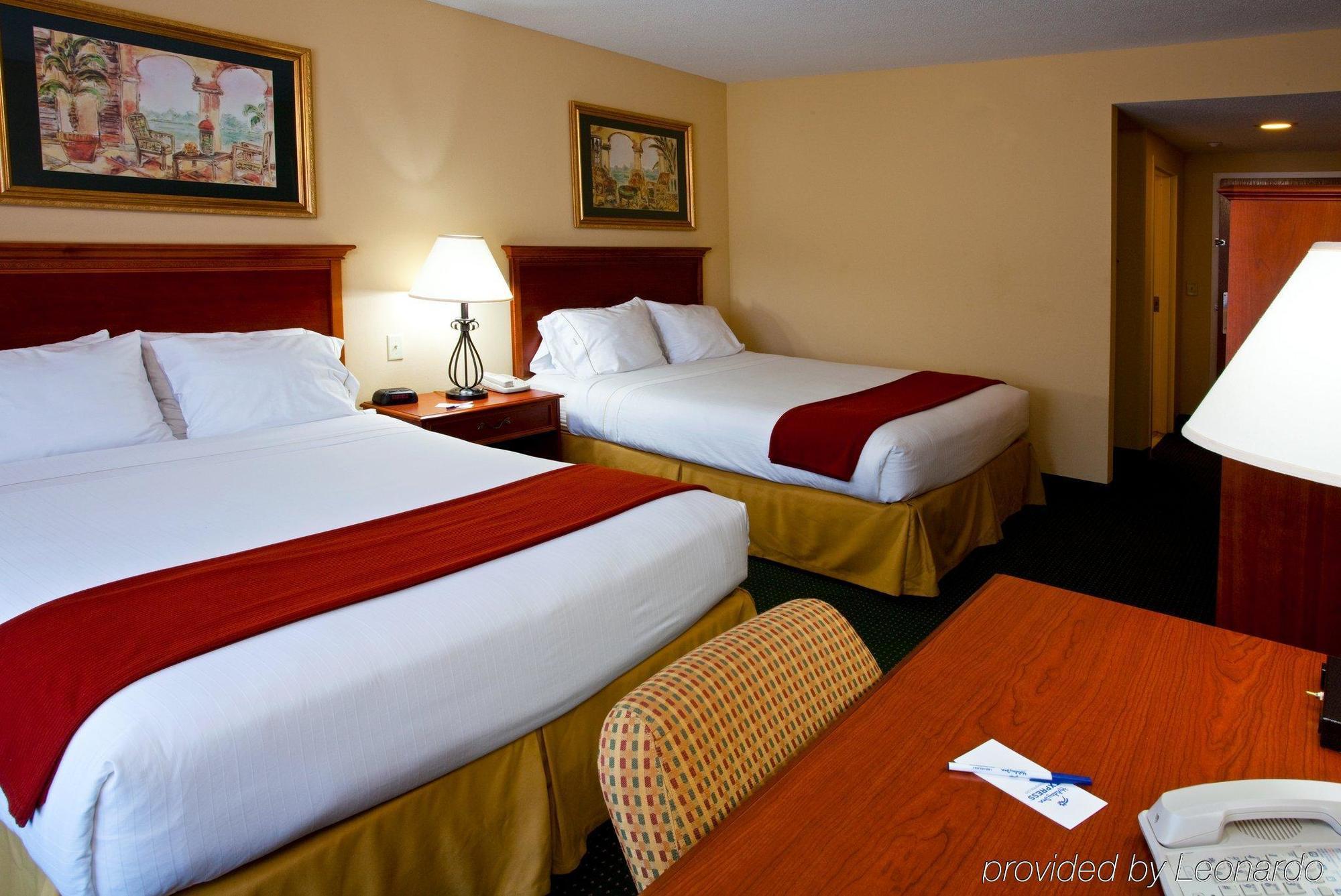 Holiday Inn Express Hotel & Suites Brooksville West, An Ihg Hotel Phòng bức ảnh